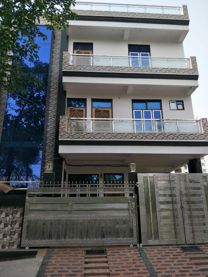 Surabhi Garden Inn Lucknow Exterior photo